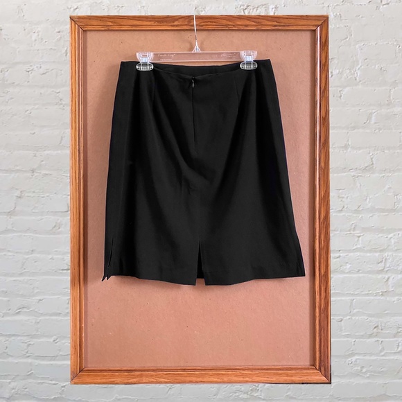 Requirements Black Skirt in size 10 - Picture 2 of 7